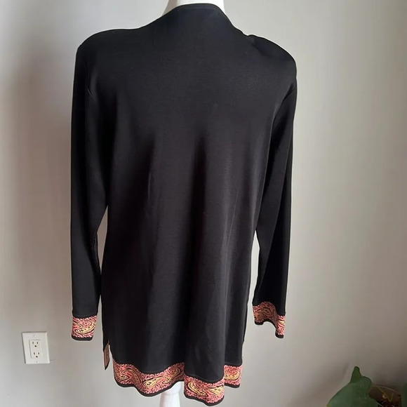 Exclusively Misook Black Pink Paisley Embellished Cardigan Acrylic - Picture 2 of 7